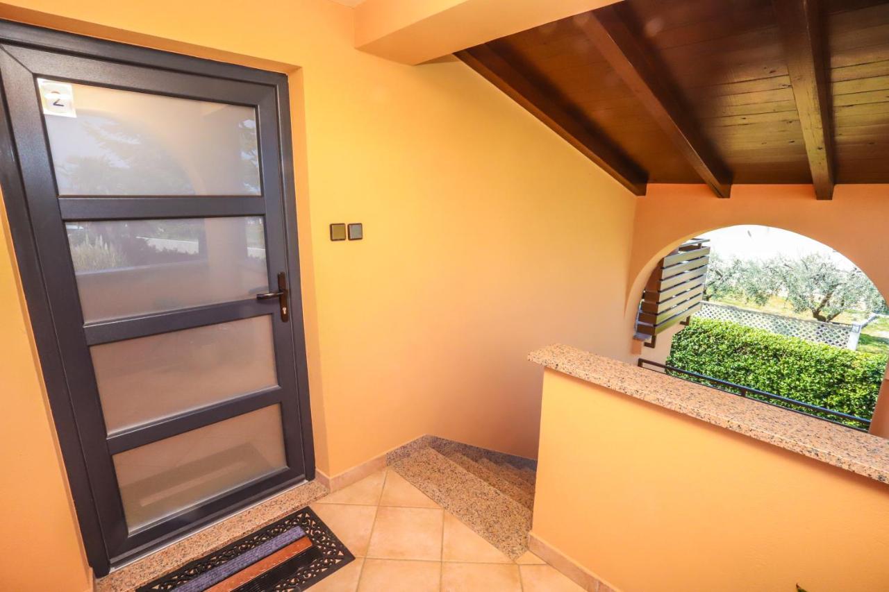 Apartments Villa Irena Porec Esterno foto