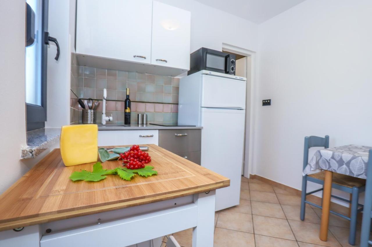 Apartments Villa Irena Porec Esterno foto