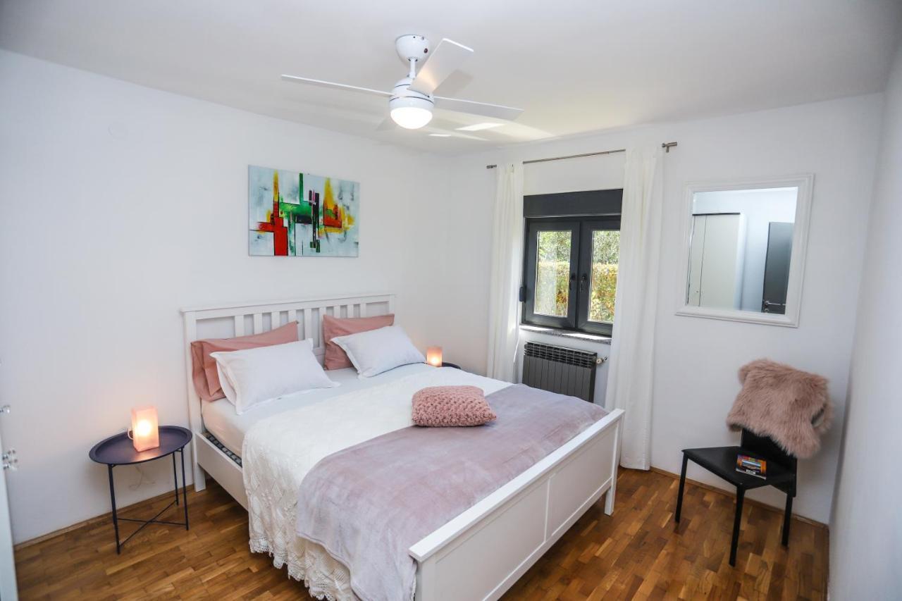 Apartments Villa Irena Porec Esterno foto
