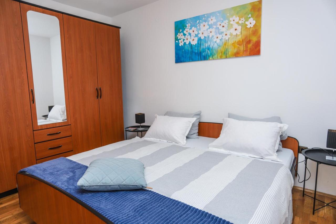 Apartments Villa Irena Porec Esterno foto